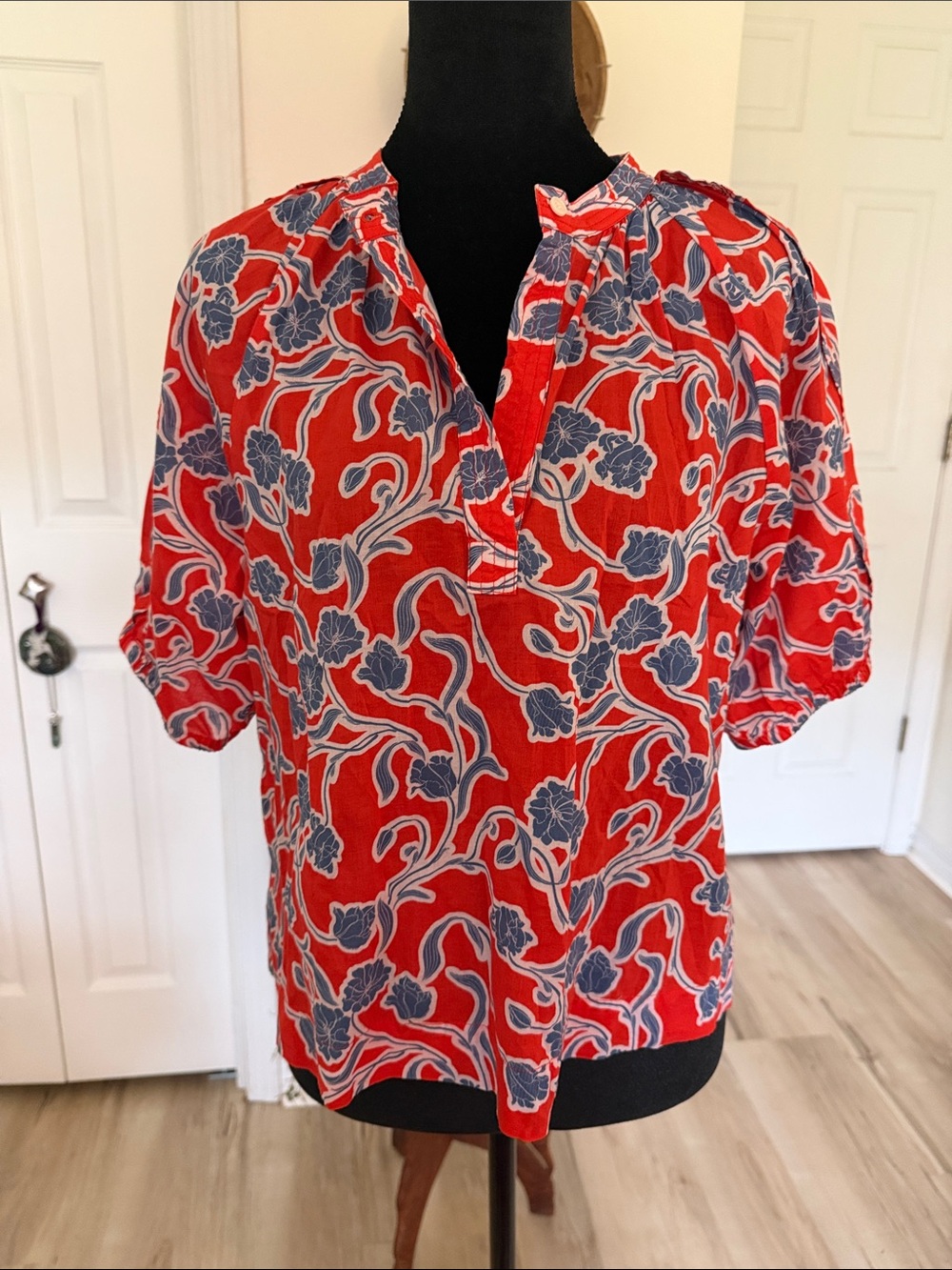 Bold Red Floral V-Neck Blouse with Short Puff Sleeves